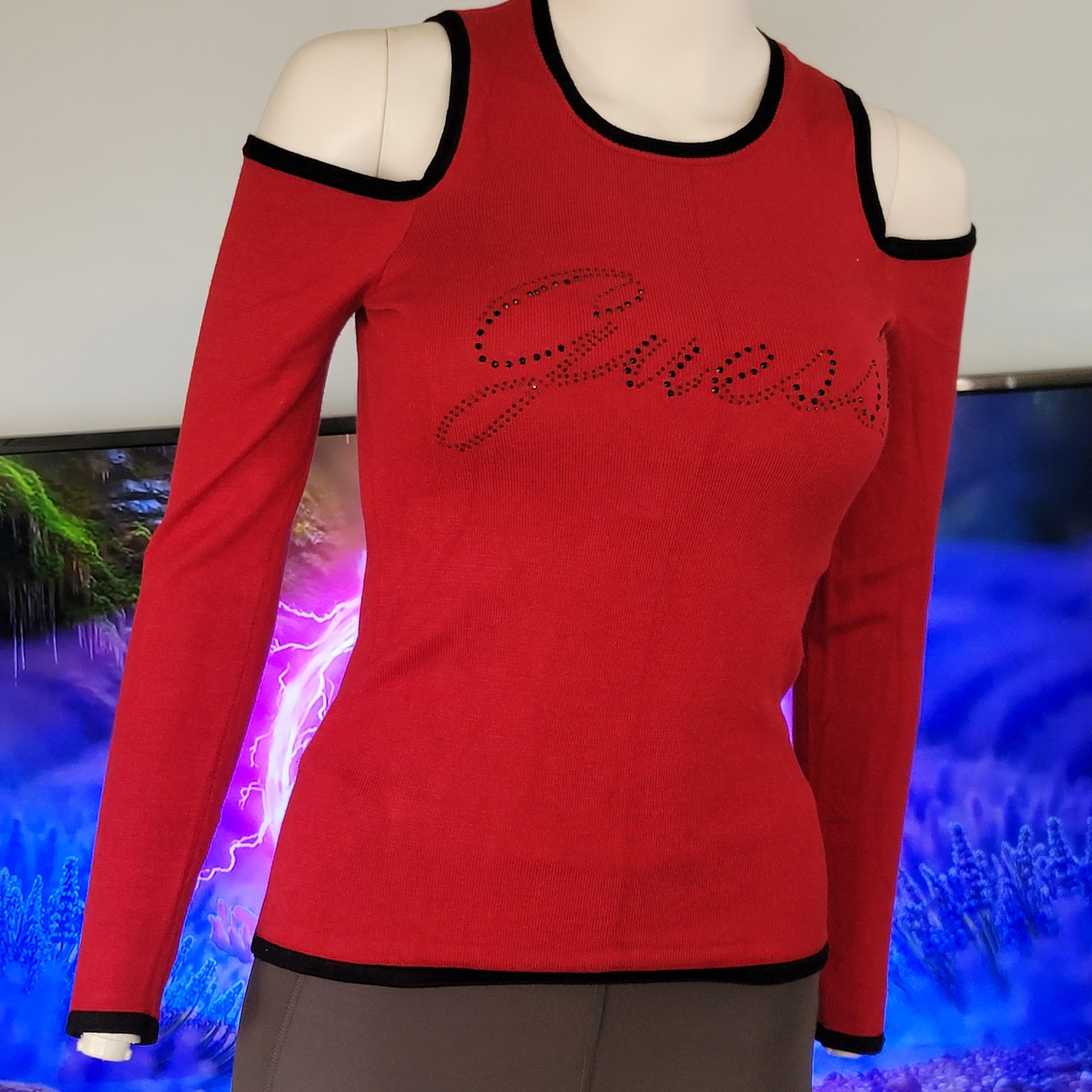 Guess Cold-Shoulder Long Sleeve Top In Red
